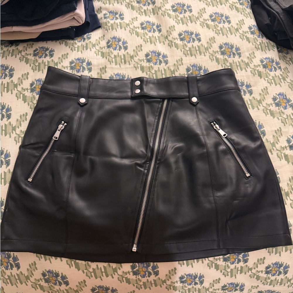 ZARA Moto Black Faux Leather Mini Skirt